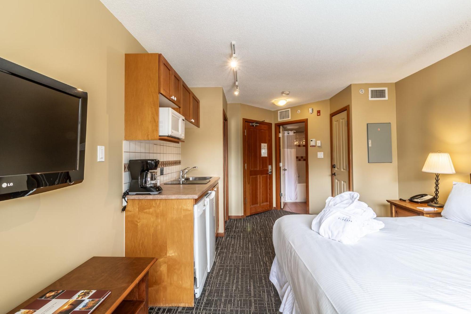 Cascade By Elevate Vacations Apartment Whistler Bagian luar foto