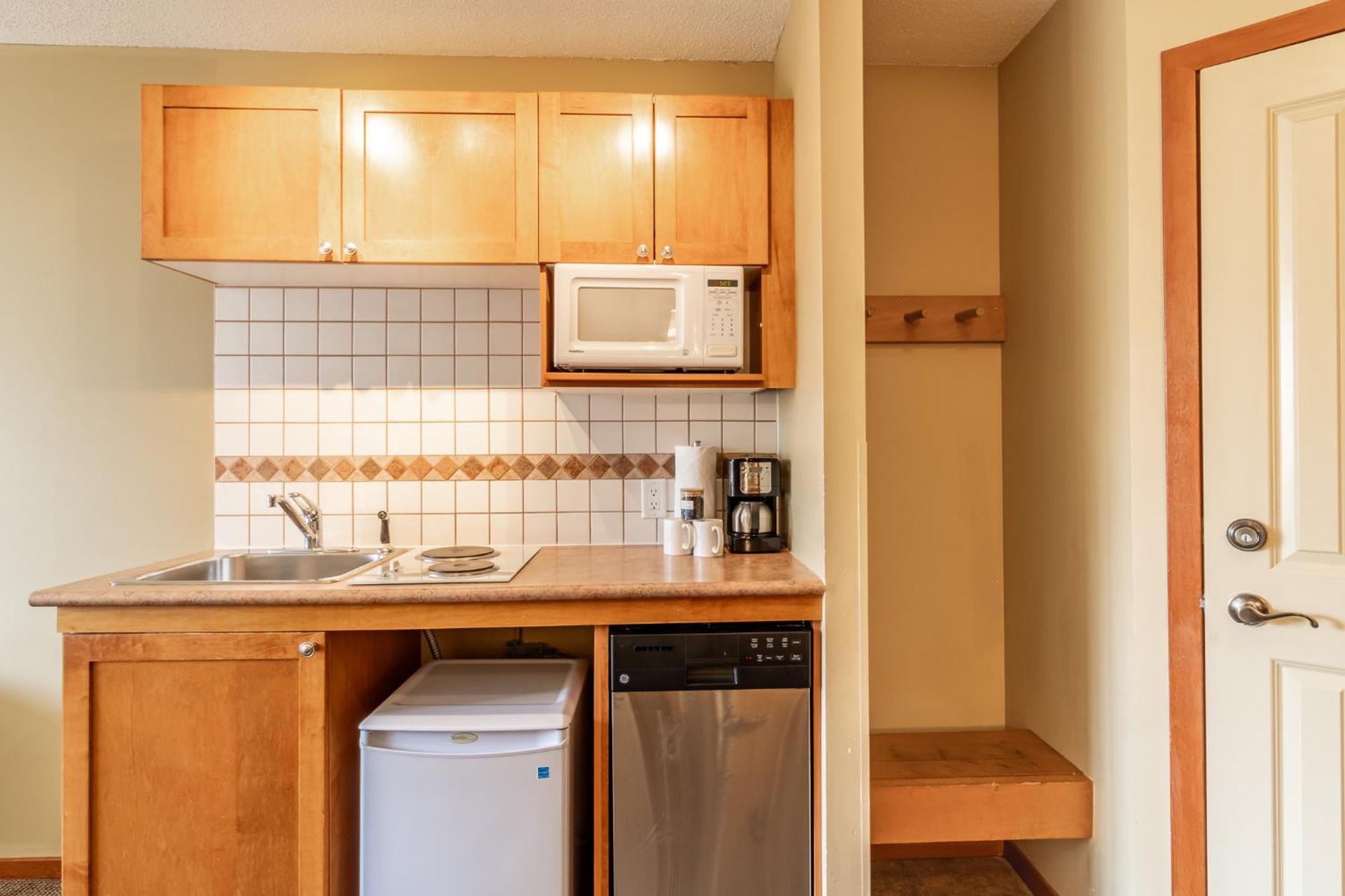 Cascade By Elevate Vacations Apartment Whistler Bagian luar foto